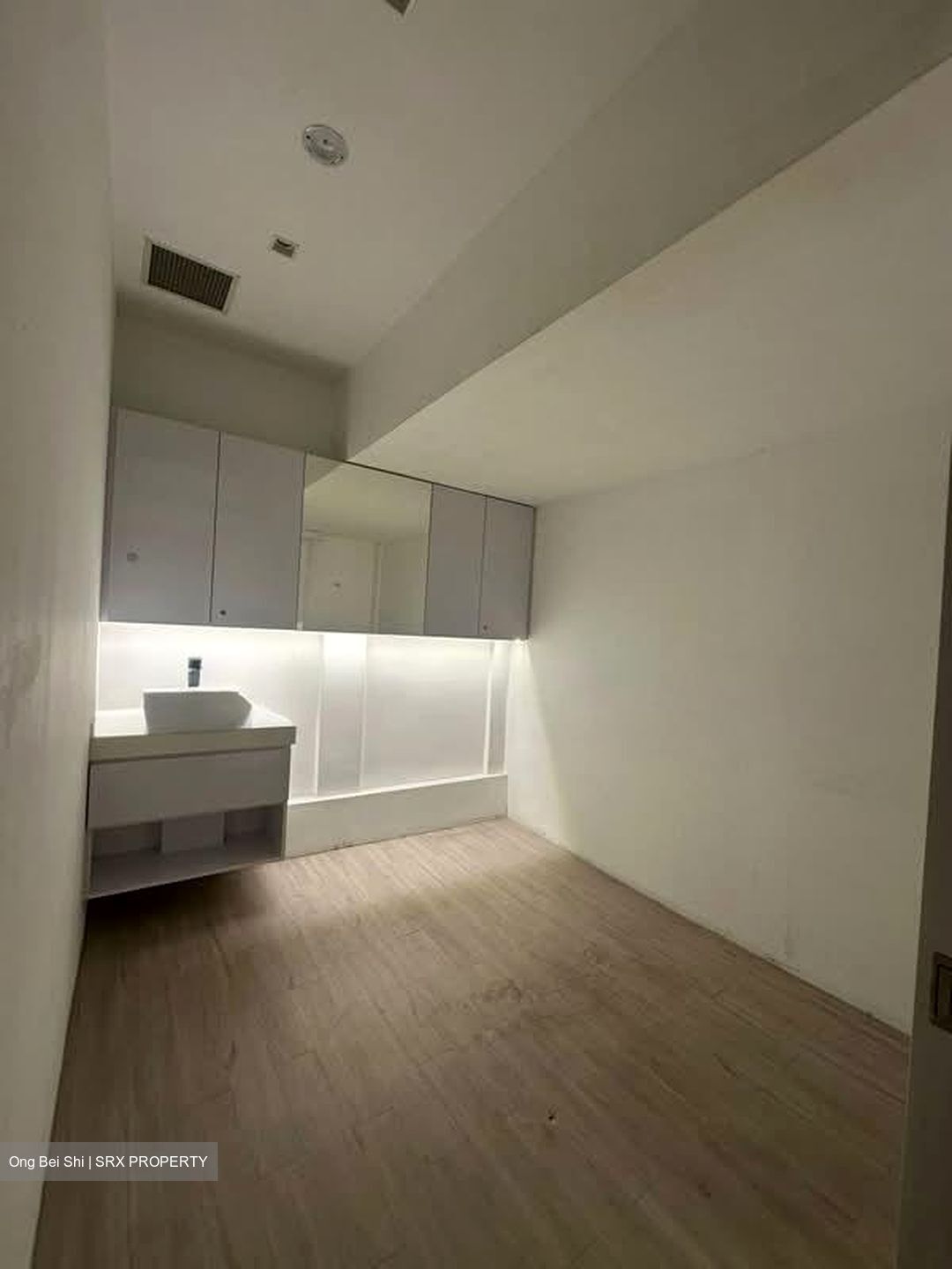Ang Mo Kio Avenue 8 (D20), Shop House #596249191
